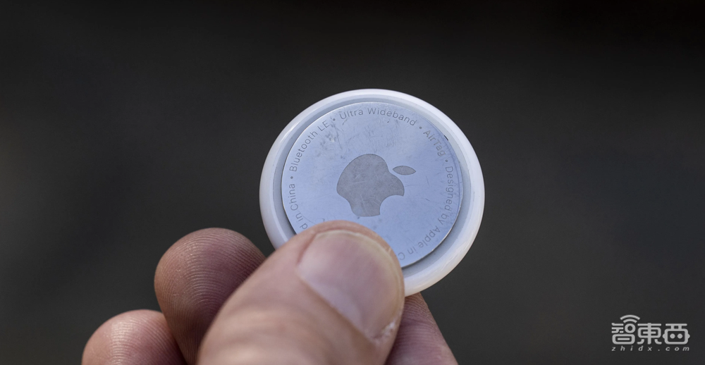 折叠屏iPad要来了!苹果自研芯片替代博通,手表首发血压检测大招