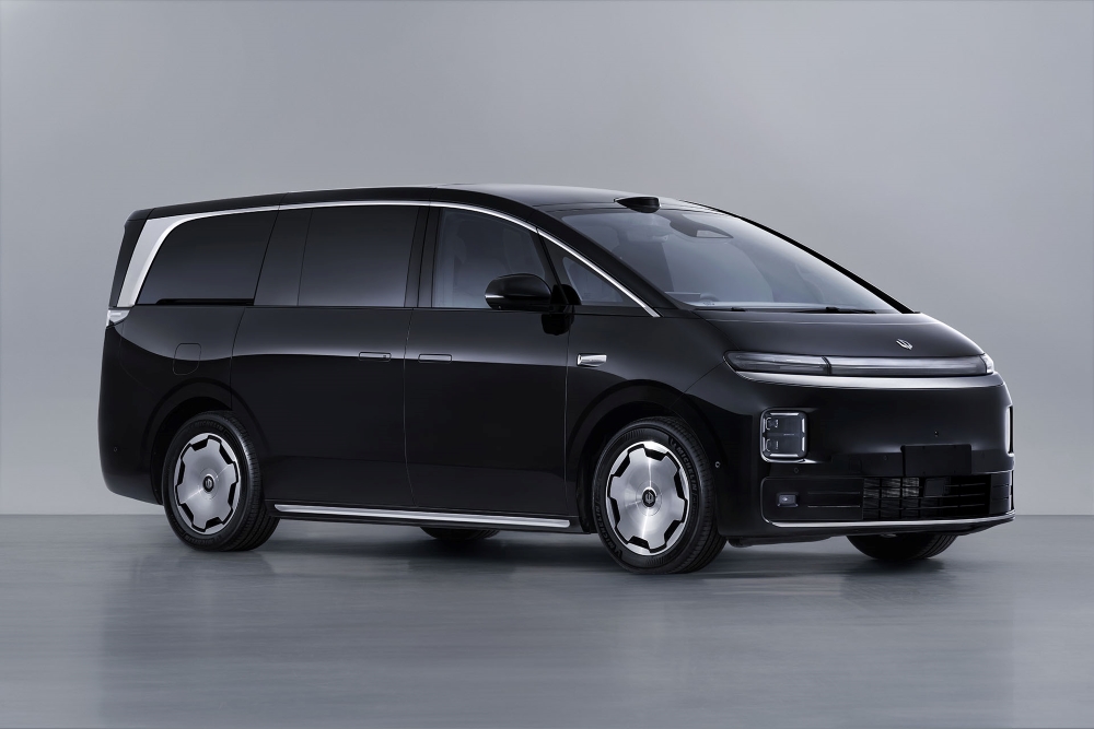 问界M9尺寸更大了！零跑亮相一款全新车型，3月工信部车展来了