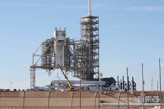 智东西晚报:苹果或3月推出iPhone 7P中国红 三星80亿美元收购哈曼获股东批准