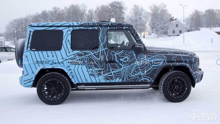奔驰大G纯电版谍照曝光,搭载四电机,或年底亮相