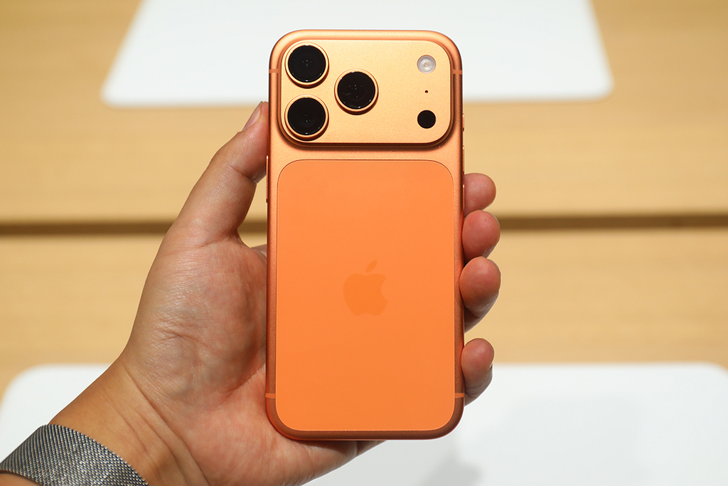 iPhone Air真机惊艳!一小时极限体验苹果秋季全系新品