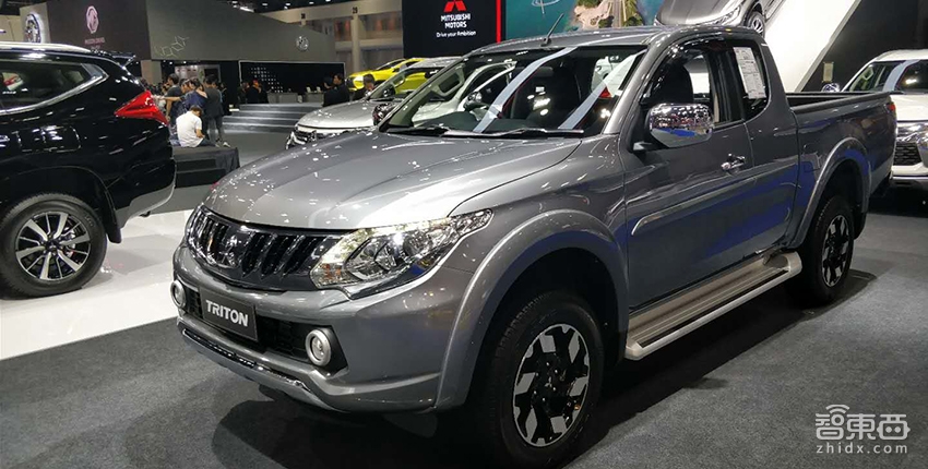 泰国车展现场：日系车称霸全场  摩托车实力抢镜