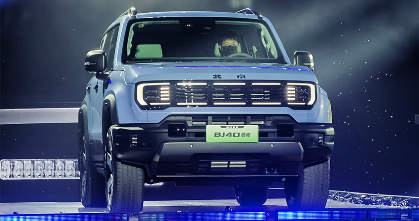 北京越野BJ40增程17.98万开卖！搭载享界同款增程系统，最远能跑1200公里