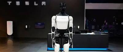 官宣！Optimus 3年中发，马斯克：不给对手抄的时间