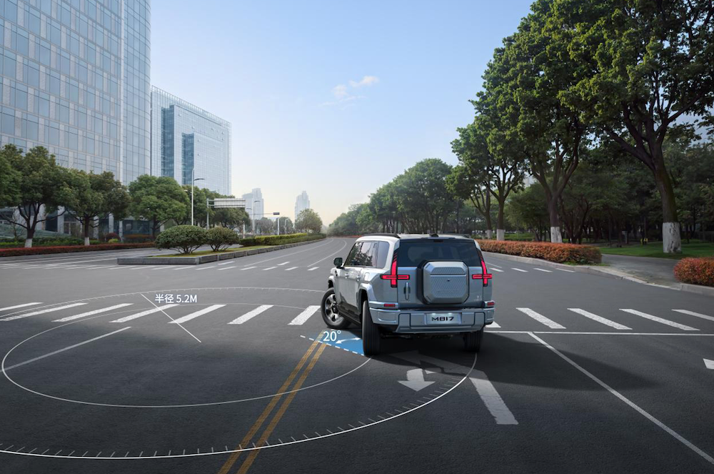 36.99万元起售！东风猛士817上新Max+版本，标配华为ADS4和鸿蒙座舱