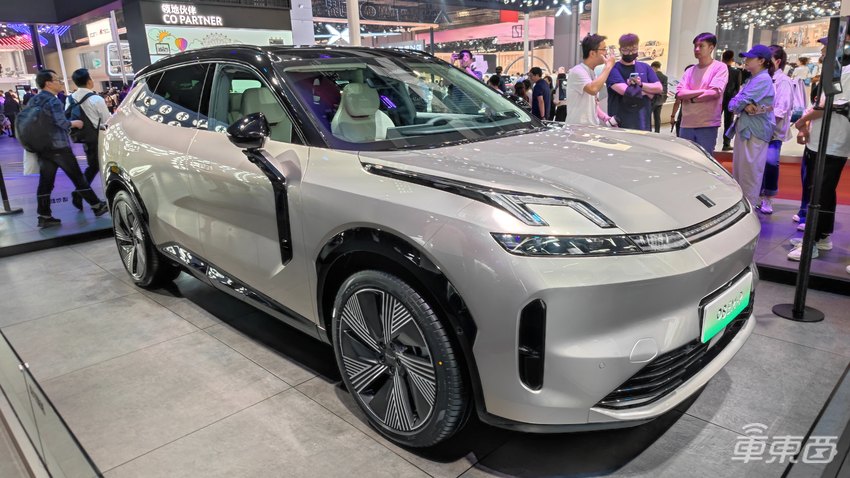 国产车风头盖过洋品牌！2023上海车展十大必看智能电动汽车