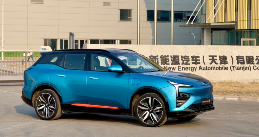 独家探访恒大汽车工厂：恒驰5已下线，上千员工奋力保量产