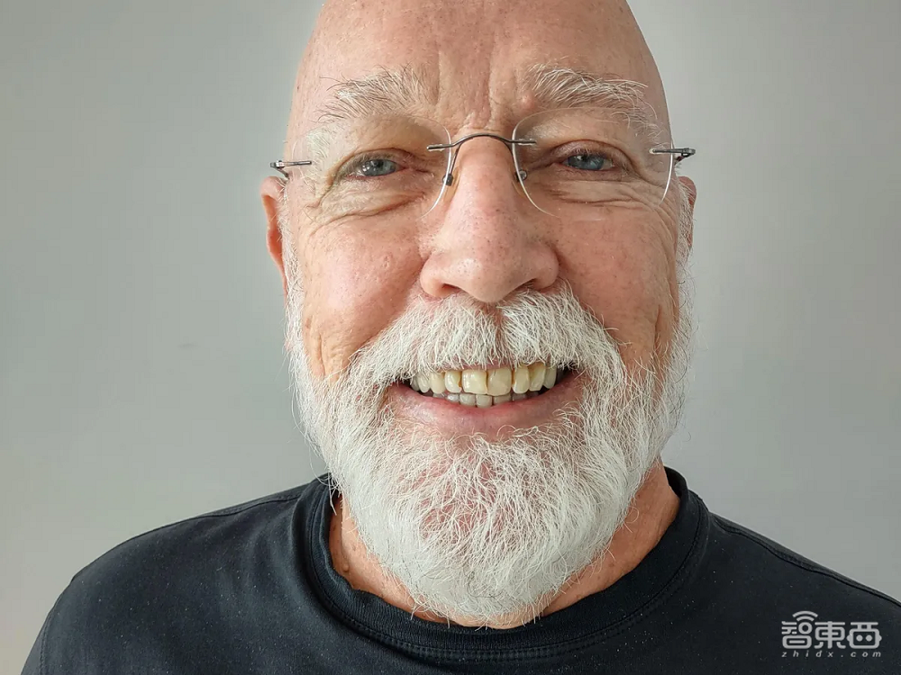 和Arm登Nature，在塑料上造苹果电脑芯片，这家芯片创企背后还有华人科学家