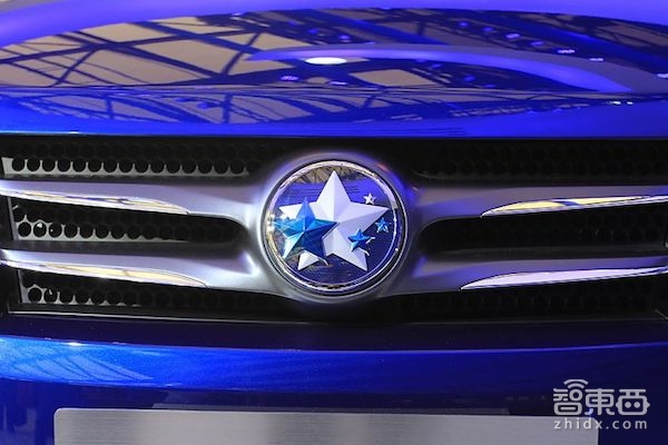 智东西晚报:2020年VR用户将达1.35亿 亚马逊无人机商业快递首飞