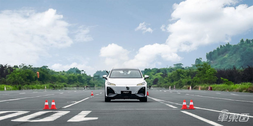 深蓝S7增程版CLTC续航里程1120公里,预计下半年上市