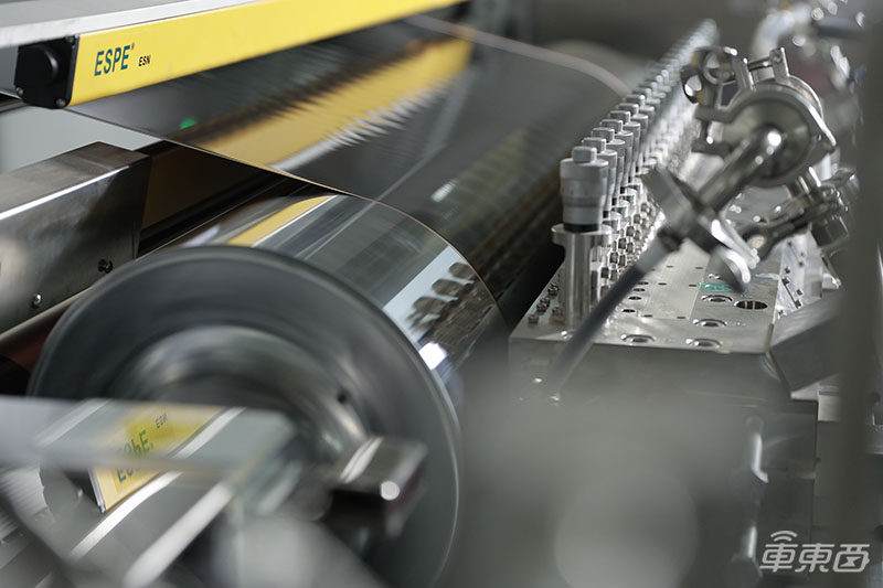 蔚来明年量产，宁德时代还需十年！揭秘固态电池量产之谜