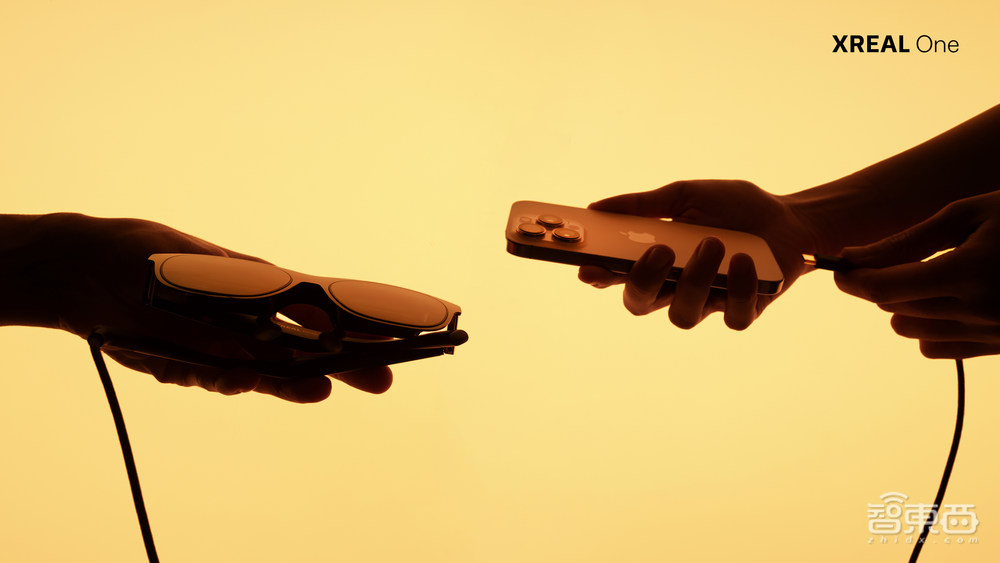 XREAL亮自研X1芯片王炸,对话CEO徐驰:今天的AI眼镜都是“AI弱智眼镜”