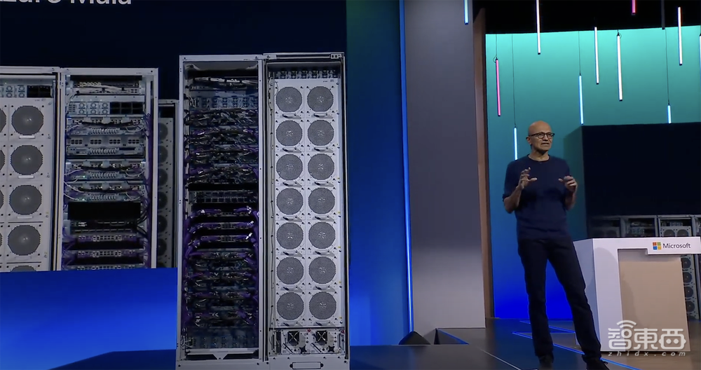 微软加入自定义GPT大战!Bing Chat改名,自研芯片登场,连甩13项AI升级