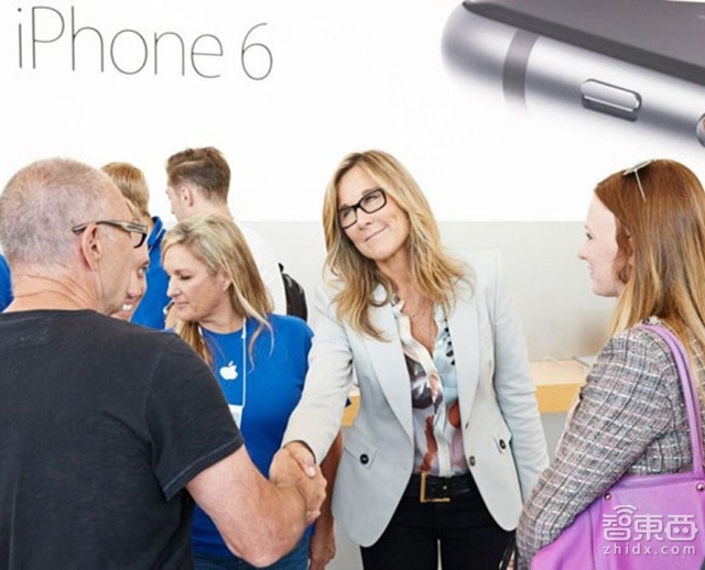 马斯克挖角巴宝莉 特斯拉搭线时尚界图个啥?