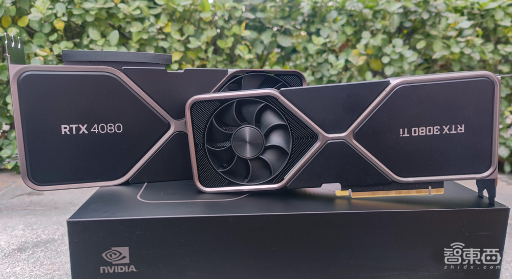 卡住万元显卡天花板!RTX 4080首发体验:4K游戏帧数飙升,温控亮了