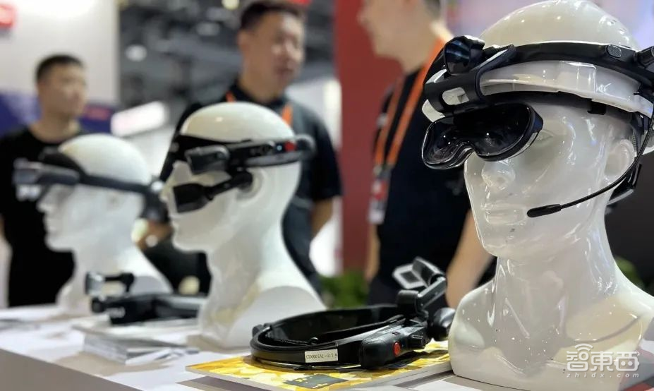 直击2024中国光博会:AI眼镜黑科技齐聚,红外应用全面加速