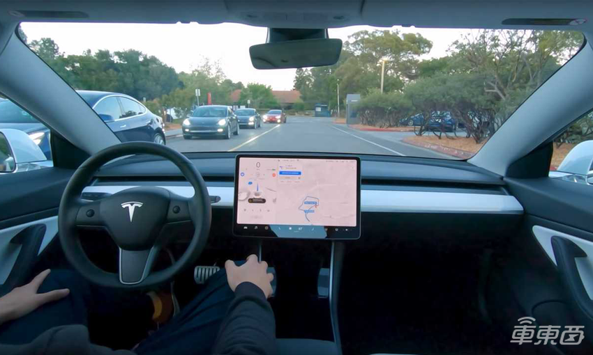 特斯拉软件更新面临监管新要求：OTA需备案，FSD停用保密协议