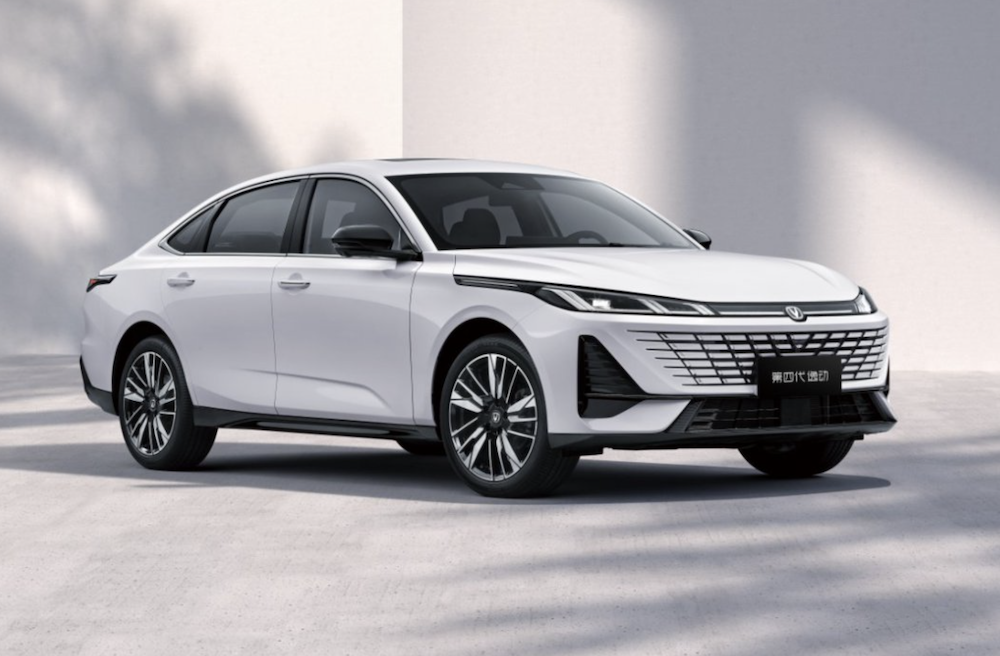 7.29万元起!长安第四代逸动正式上市,全场景驾驶辅助、DeepSeek上车