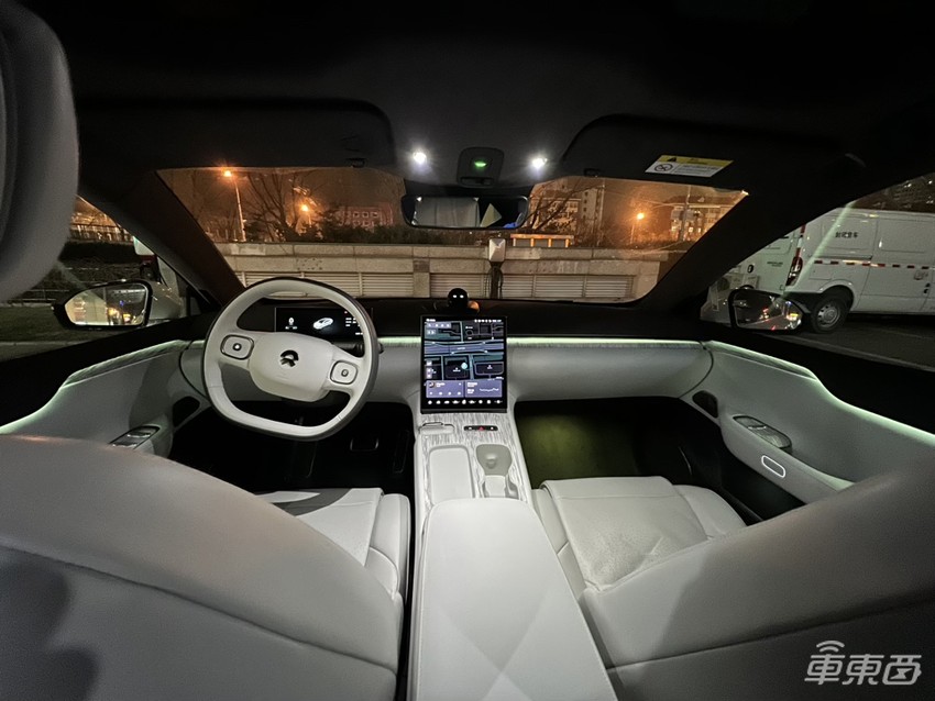 蔚来ET7深陷质量泥潭:车主频繁吐槽,还有人提车当天趴窝