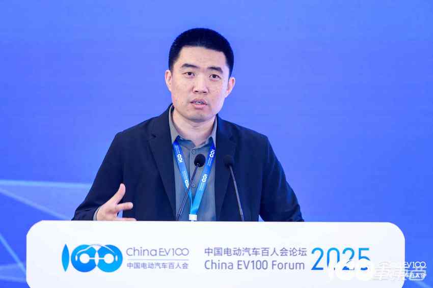 14位车圈大佬同台！雷军王传福李想都来了，百人会高层论坛干货汇总