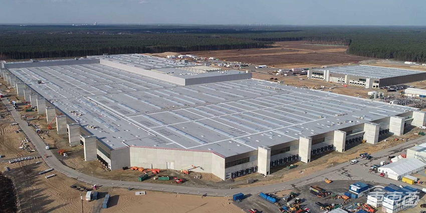 马斯克万字最新采访:51岁世界首富每周工作120小时