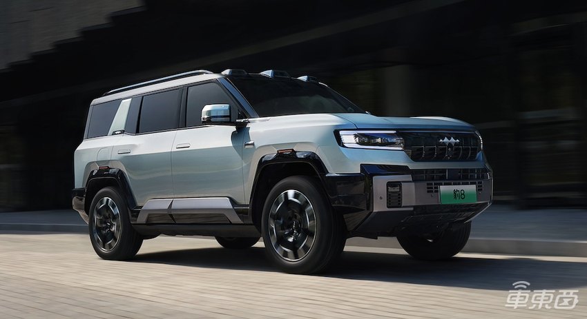 首搭硬派专属智驾方案，方程豹豹8联手华为上车乾崑智驾ADS 3.0