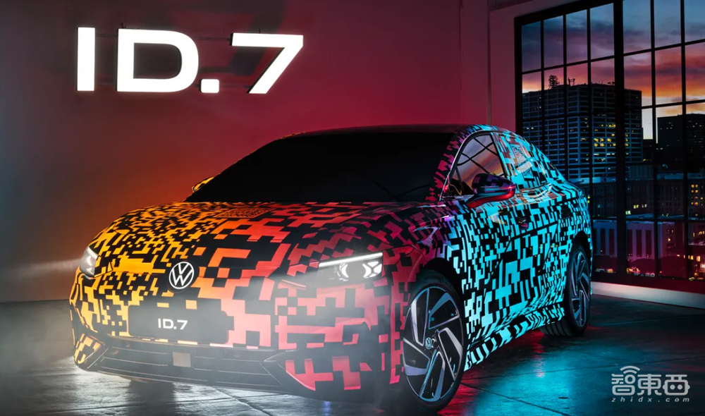 CES火爆开幕!屏幕花式折叠、汽车变色发光、元宇宙暴风炫技