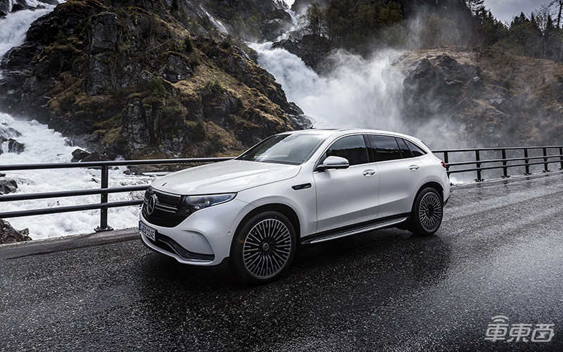 试驾奔驰首款纯电SUV EQC:豪华有余 创新不足