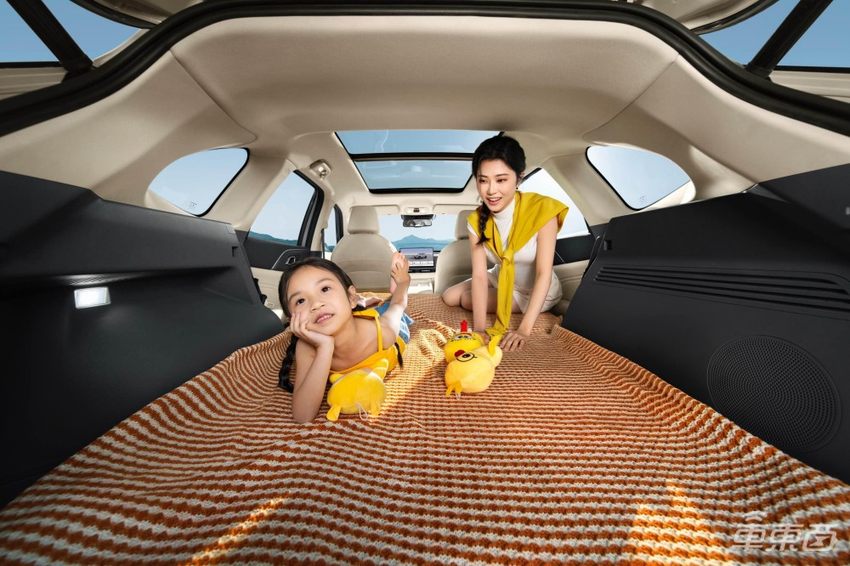 两驱能耗四驱体验，高阶智驾上车！二代哈弗枭龙MAX预售13.88万起