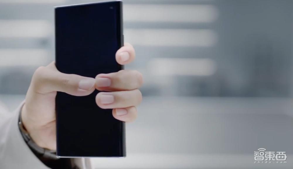 刚刚,华为发9999元折叠屏机皇,除了芯片,都是最强