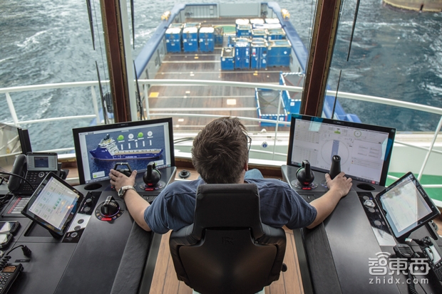 海盗克星!深度解读劳斯莱斯无人驾驶船