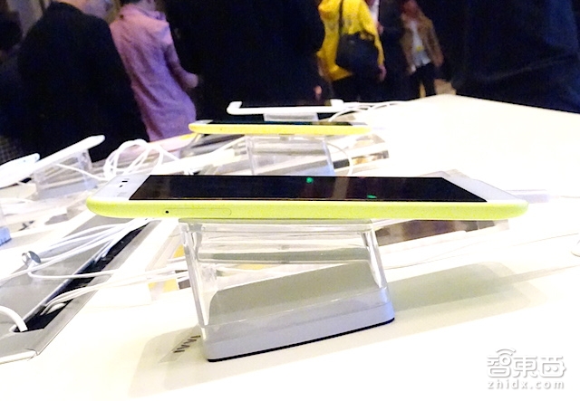 ivvi推出三款千元照相手机:像素常规 拍摄模式有亮点