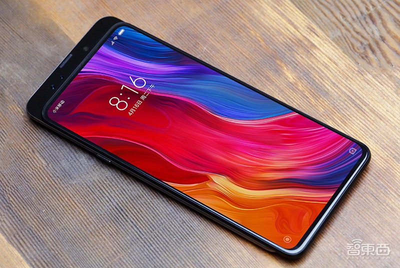 脑袋开花的全面屏,被逼疯的手机公司