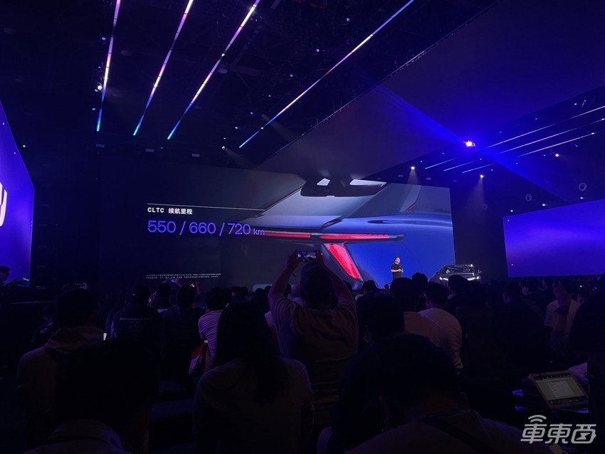 极越01起售价24.99万!落地纯视觉高阶智驾,首发量产高通8295