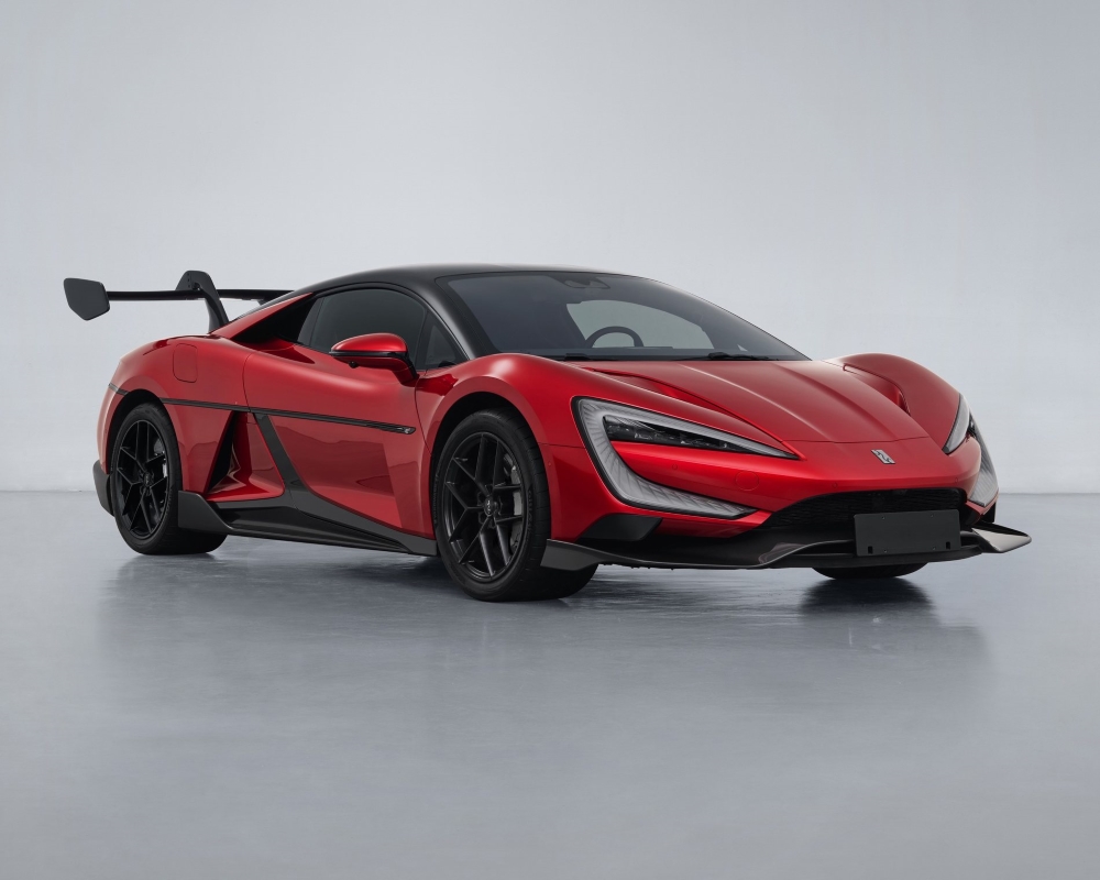 小鹏首款增程车亮相，问界最畅销车型改款！8月工信部车展6大新车解读