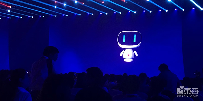 李彦宏直播无人车量产下线!王传福站台 解密百度Apollo 3.0