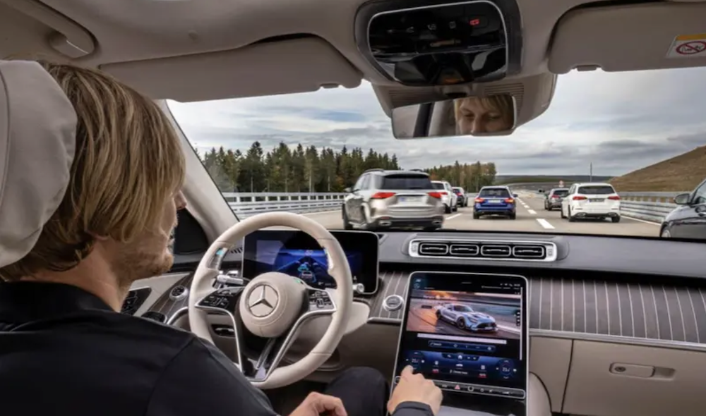 奔驰暂停推出L3!转攻L2+,曾是全球最早布局L3车企之一