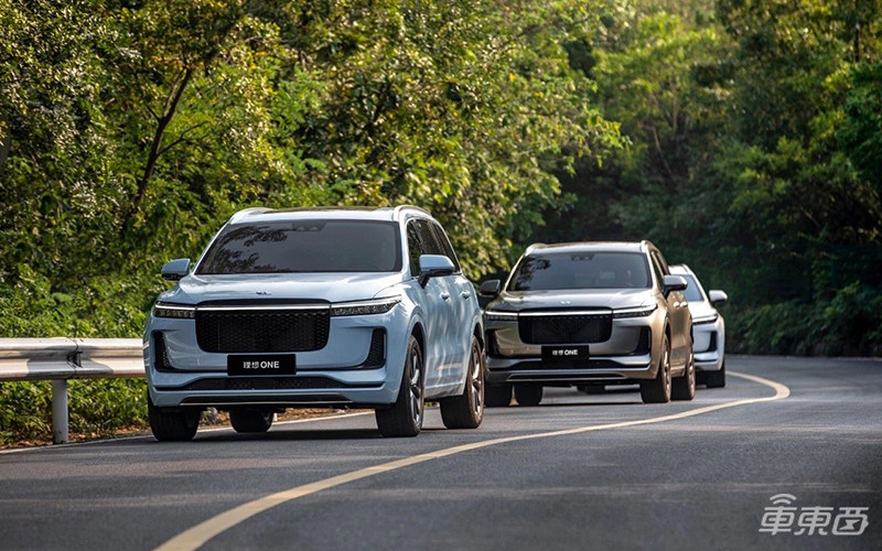 长途试驾国产电动神车理想ONE:烧油发电能跑800公里!