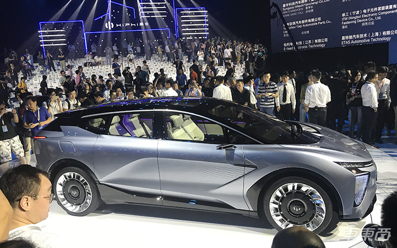 丁磊造車(chē)交卷！華人運(yùn)通首款量產(chǎn)車(chē)亮相 外形炫酷能跑600公里