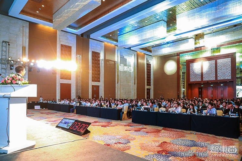 一文看干货！国内首场智能汽车供应链创新峰会引爆重庆，千人会场座无虚席