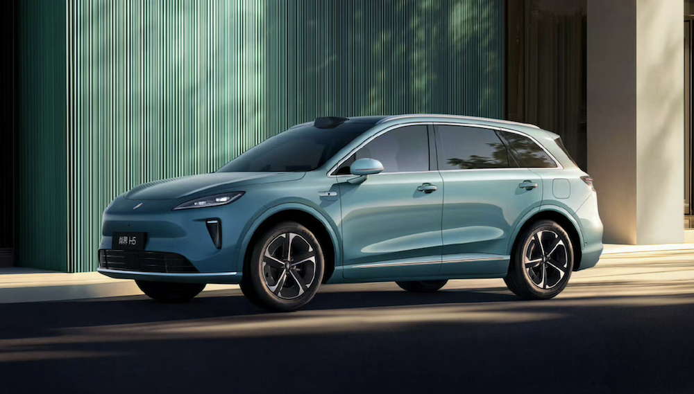 华为系新车下饺子!8大新车打满20-50万市场,余承东要给车圈上强度了