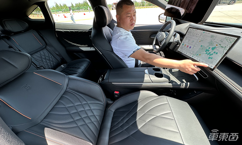 十几万买台增程SUV!试驾深蓝S7,会是年轻人的心头好吗?