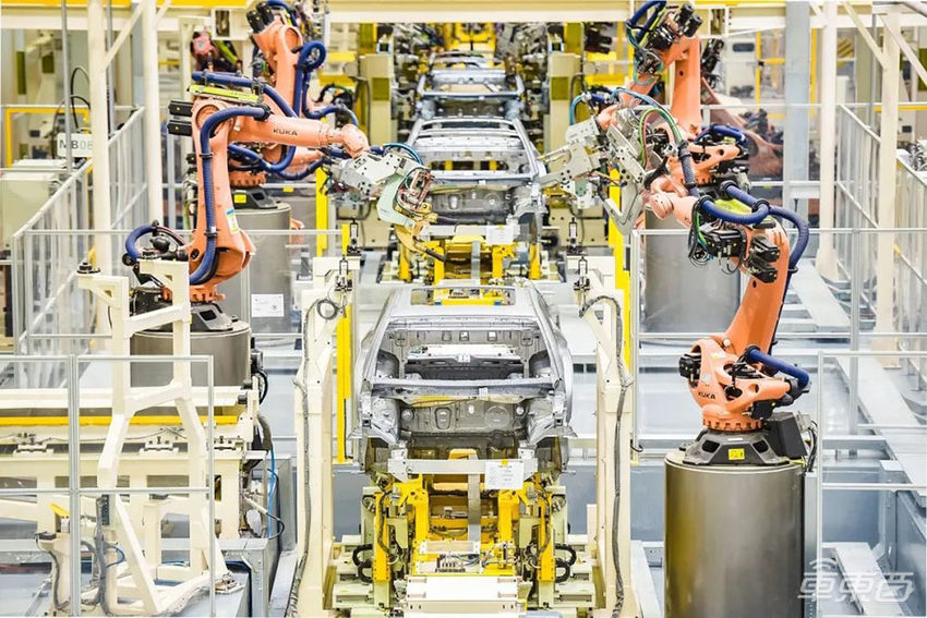 电车之路｜广汽搞了12年电动车，埃安已占一席之地