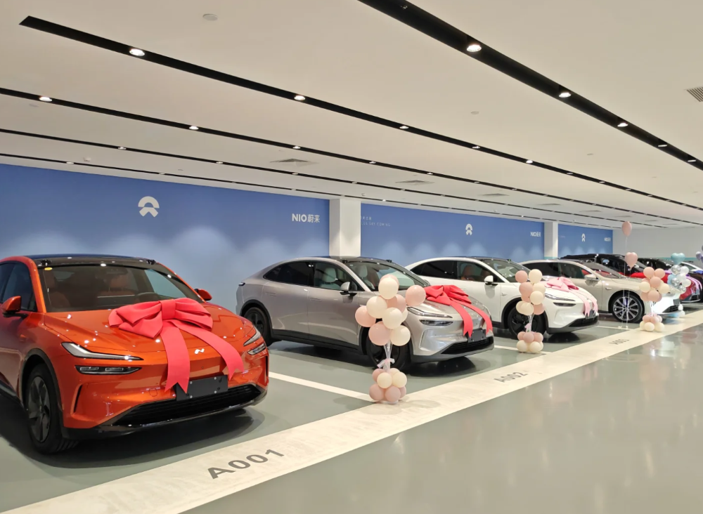 蔚来冲刺月销5万台！下半年再发三款新车，李斌开打四季度盈利战