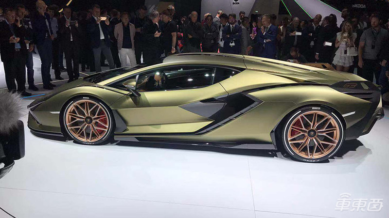 BBA秀电动车、自主车企不甘示弱!“汽车工业奥运会”的电动化变革