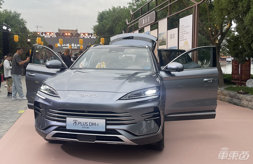 车圈价格战500天:比亚迪发起总攻,新造车“开小号”应战,BBA撤离