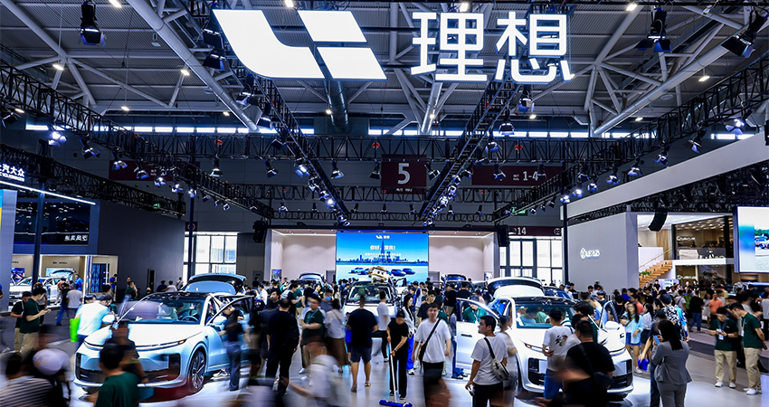 理想汽车调整销服体系!总部直管,李想:9月i8挑战月销过万