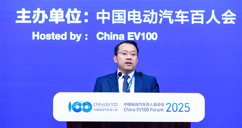 吉利淦家阅：通过大算力、大模型、大数据三驾马车，构建AI体系化能力