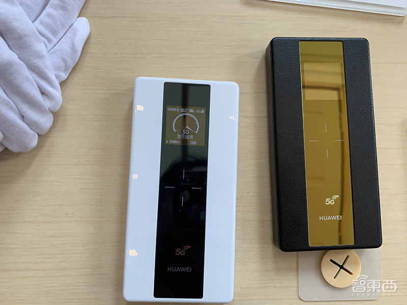 华为折叠屏手机来了，售价16999元！推5G工业模组芯片对外输出5G技术