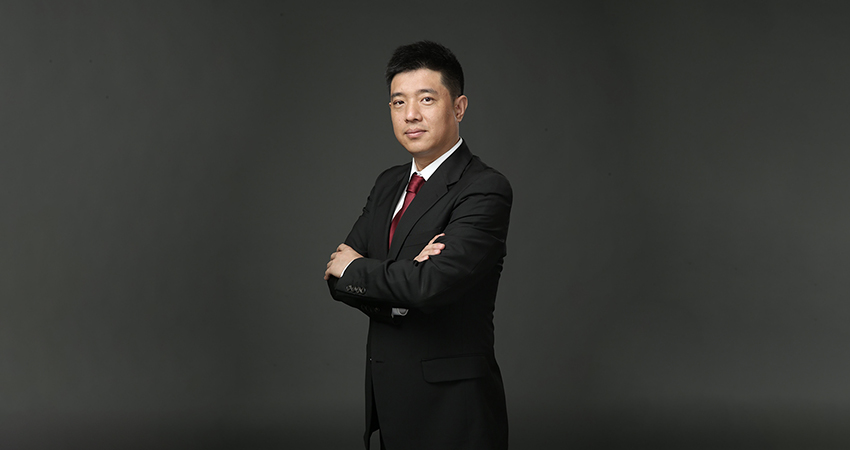 对话阿里云李强：车企智能化，在AI云端加速“觉醒”